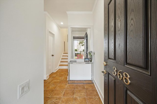 368 Litchfield Lane, Houston, TX 77024