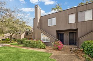 368 Litchfield Lane, Houston, TX 77024