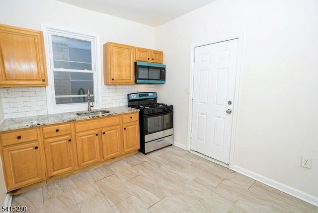 491 S 17Th St, Newark City, NJ 07103