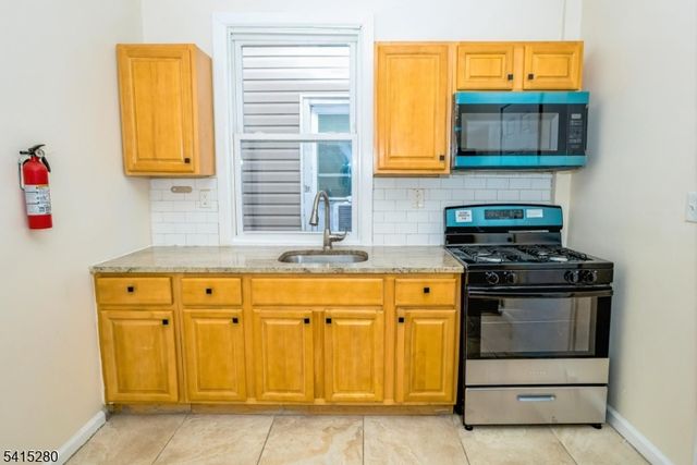 491 S 17Th St, Newark City, NJ 07103