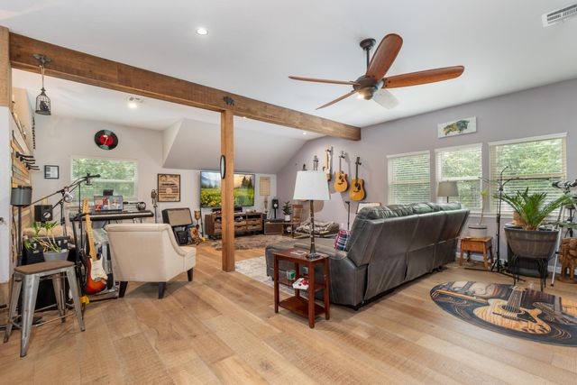 3101 Shore Drive, Grove, OK 74344