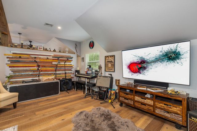 3101 Shore Drive, Grove, OK 74344