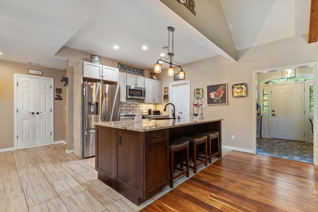 3101 Shore Drive, Grove, OK 74344