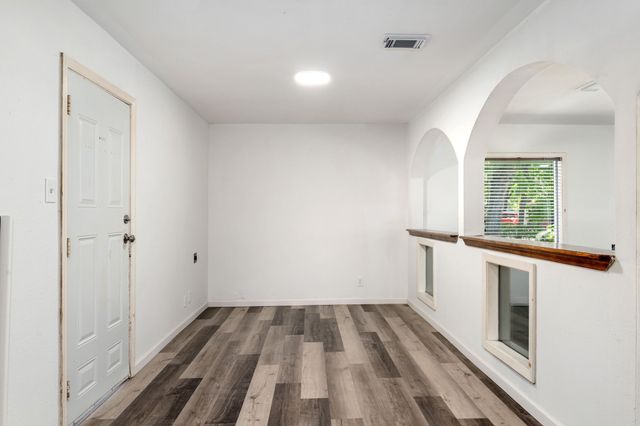 1623 Fresno Street, Dallas, TX 75217