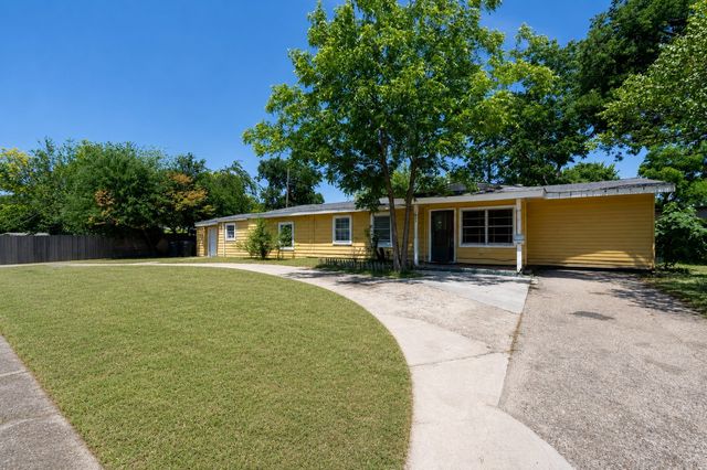 1623 Fresno Street, Dallas, TX 75217