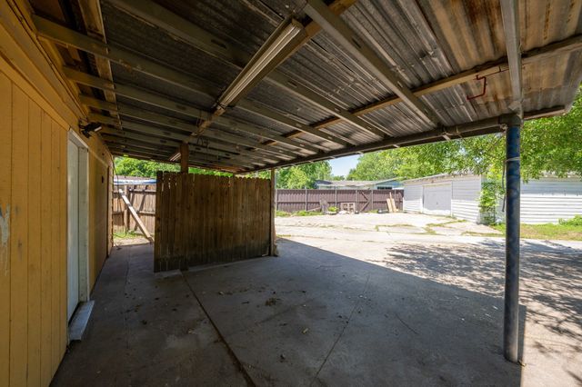 1623 Fresno Street, Dallas, TX 75217