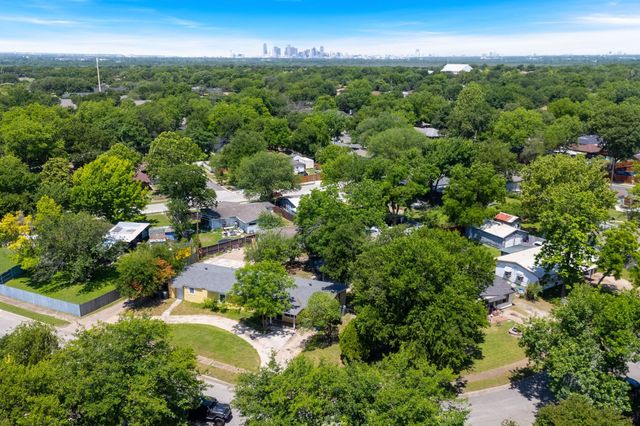 1623 Fresno Street, Dallas, TX 75217
