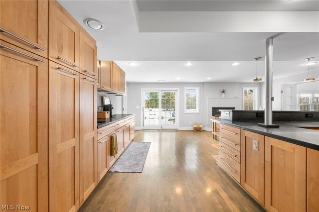 24000 Wimbledon Road, Shaker Heights, OH 44122