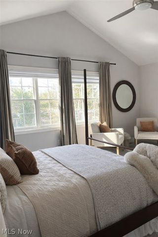 24000 Wimbledon Road, Shaker Heights, OH 44122