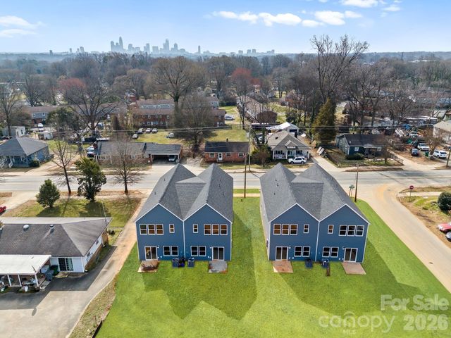 341 N Hoskins Road, Charlotte, NC 28216
