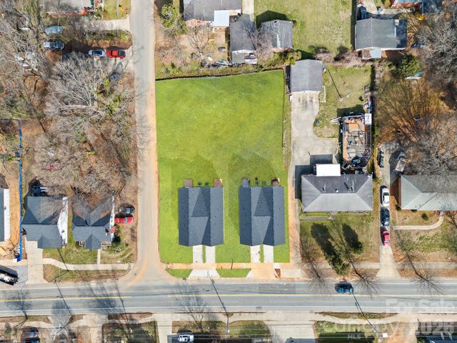 341 N Hoskins Road, Charlotte, NC 28216
