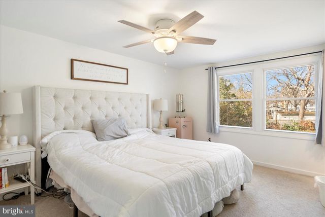 1322 AVA RD, Severn, MD 21144