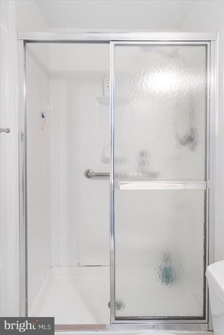 1322 AVA RD, Severn, MD 21144