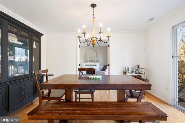 1322 AVA RD, Severn, MD 21144