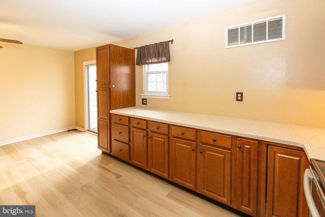 64 SALEM RD, Schwenksville, PA 19473