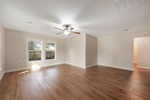 1200 Adams Street, Baytown, TX 77520