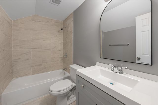 1200 Adams Street, Baytown, TX 77520