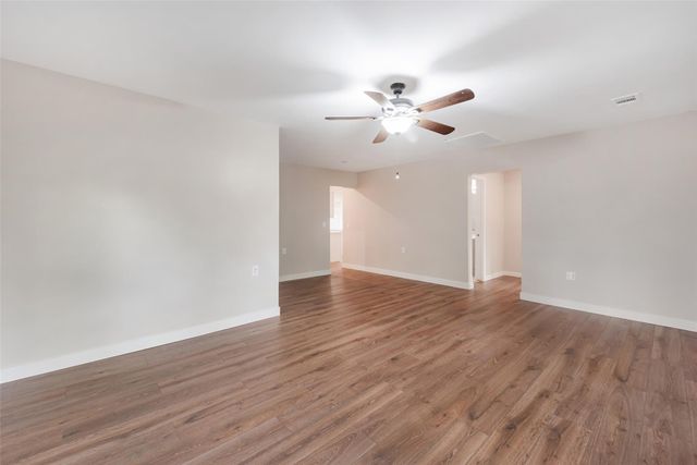 1200 Adams Street, Baytown, TX 77520