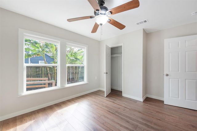 1200 Adams Street, Baytown, TX 77520