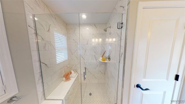 6673 Curtis Court, Lockport Town, NY 14094