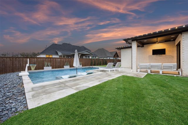 142 Craigmore Drive, Argyle, TX 76226