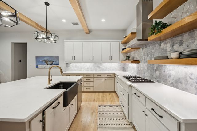 142 Craigmore Drive, Argyle, TX 76226