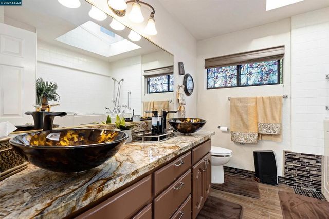 716 Gelston Pl, El Cerrito, CA 94530