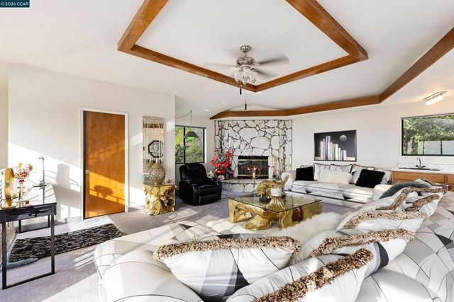 716 Gelston Pl, El Cerrito, CA 94530