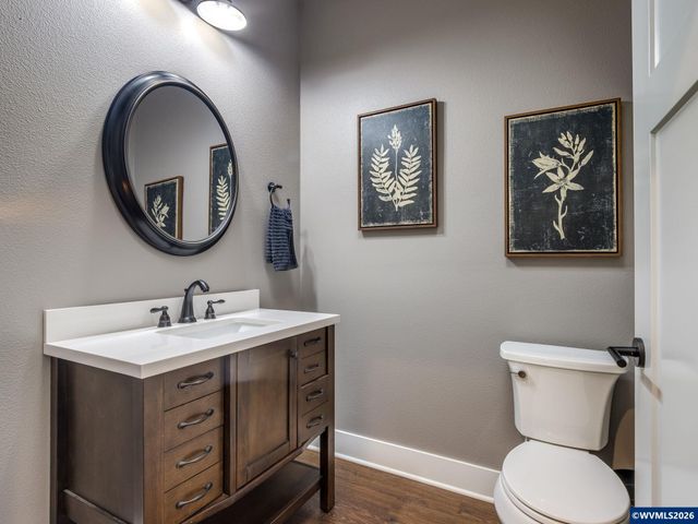 12950 S Barnards Rd, Molalla, OR 97038