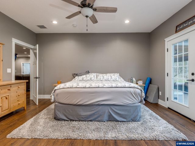 12950 S Barnards Rd, Molalla, OR 97038