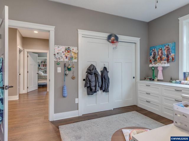 12950 S Barnards Rd, Molalla, OR 97038