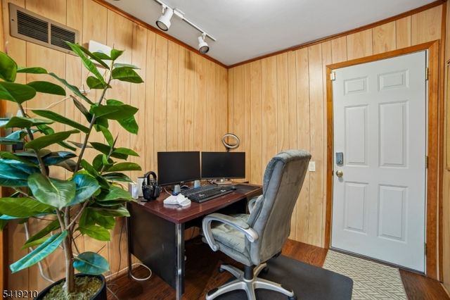 3 Carol Ct, Cranford Twp., NJ 07016