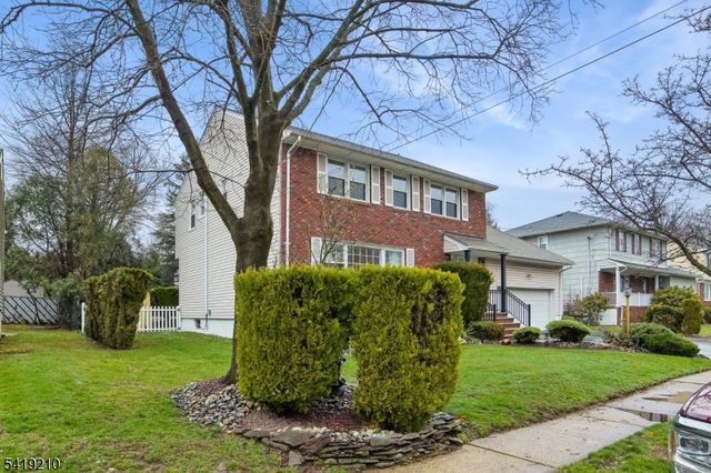 3 Carol Ct, Cranford Twp., NJ 07016