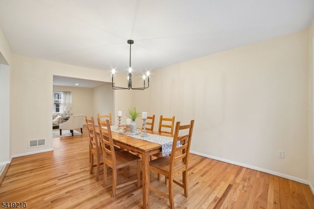 3 Carol Ct, Cranford Twp., NJ 07016