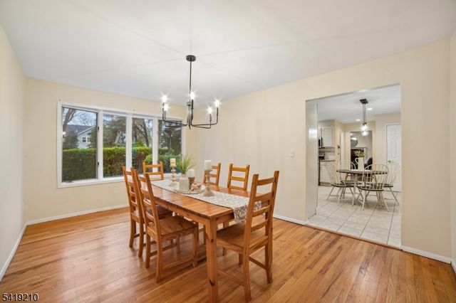 3 Carol Ct, Cranford Twp., NJ 07016