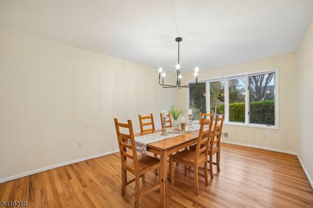 3 Carol Ct, Cranford Twp., NJ 07016