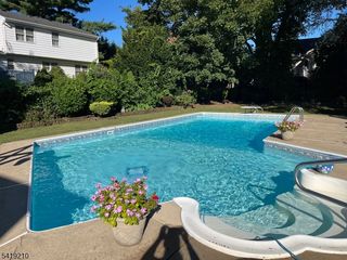 3 Carol Ct, Cranford Twp., NJ 07016