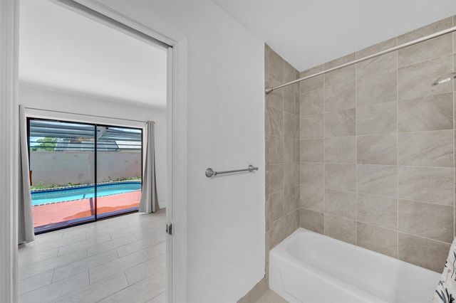 4757 Sunny Palm Circle A, West Palm Beach, FL 33415