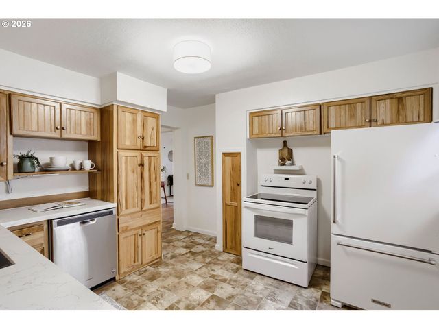 4830 Se GLADSTONE St, Portland, OR 97206