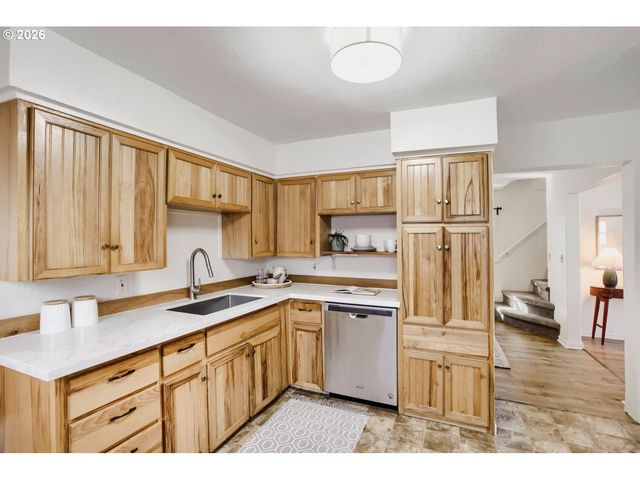 4830 Se GLADSTONE St, Portland, OR 97206
