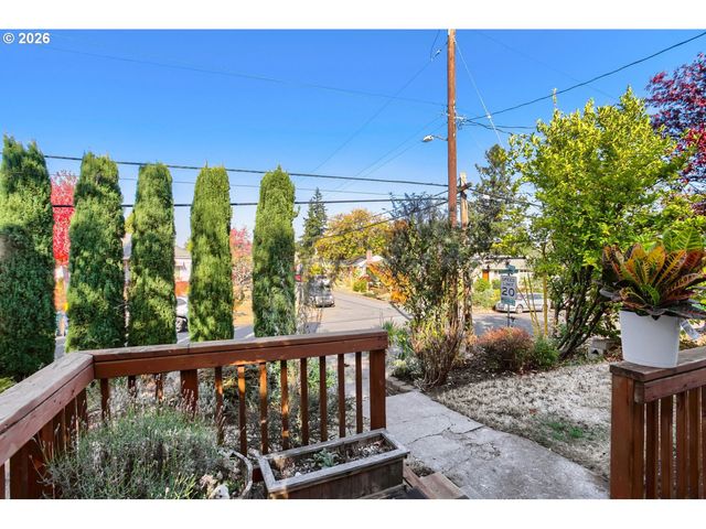 4830 Se GLADSTONE St, Portland, OR 97206