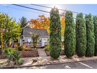 4830 Se GLADSTONE St, Portland, OR 97206