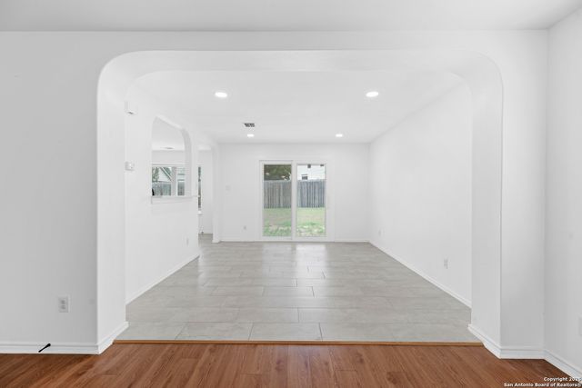 9119 Sahara Woods, Universal City, TX 78148