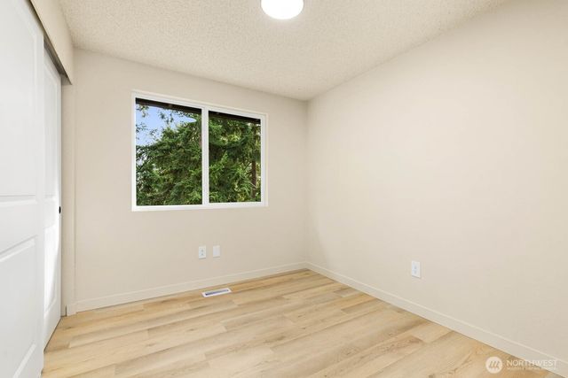 8211 182nd Avenue E, Bonney Lake, WA 98391