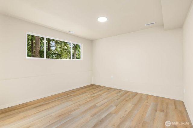 8211 182nd Avenue E, Bonney Lake, WA 98391