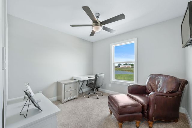 768 E Sunset Cir, Goddard, KS 67052
