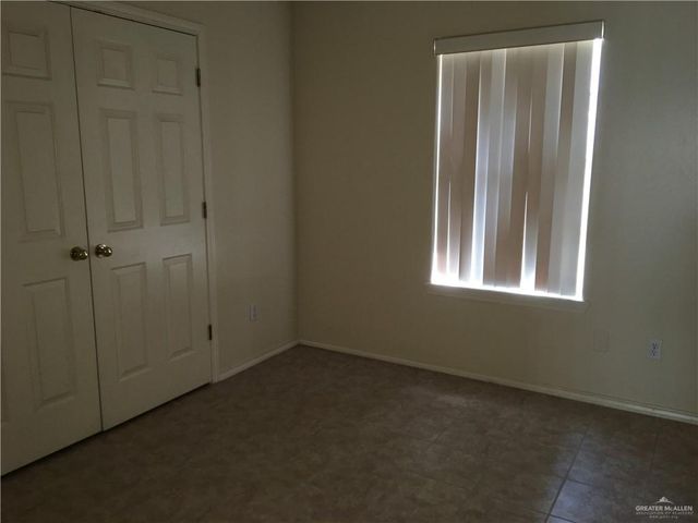 2002 Angus Street B, Mission, TX 78572