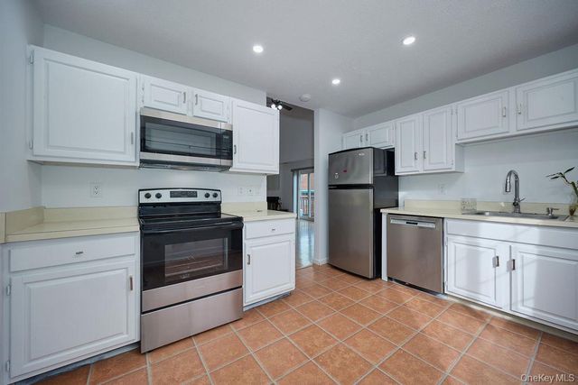 502 Autumn Lane, Brewster, NY 10509