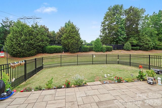 20241 Dovekie Lane, Fort Mill, SC 29707