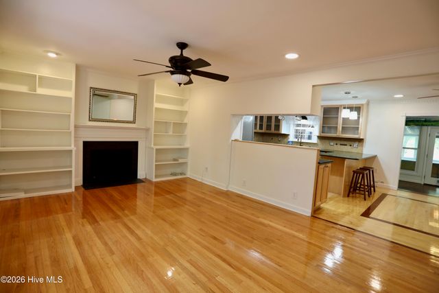 107 S Lakeshore Drive, Whispering Pines, NC 28327